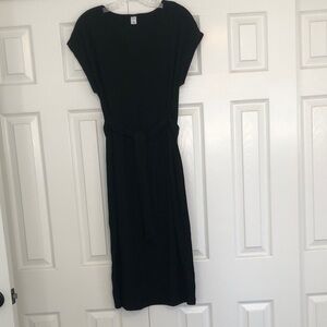 Old Navy Classic Black Midi Dress